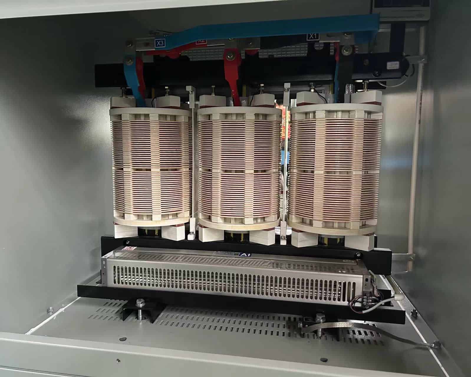 Dry Type Transformer Core Mounted in Enclosure